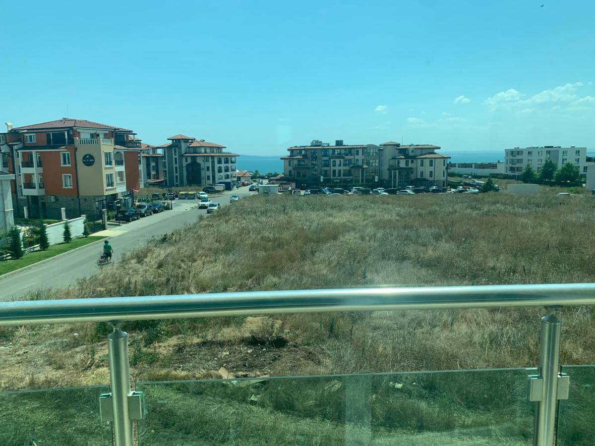 Appartement Апартамент В Сарафово à Burgas Extérieur photo
