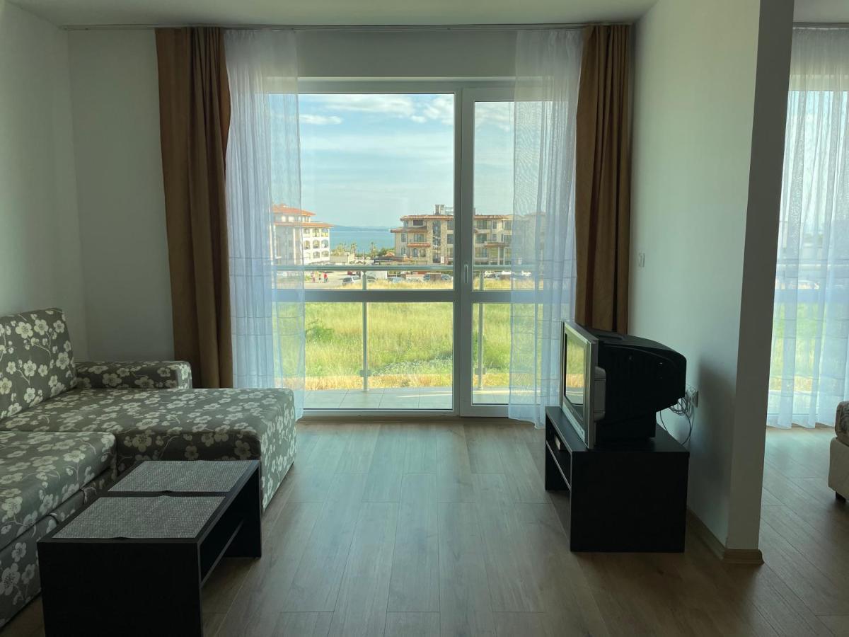 Appartement Апартамент В Сарафово à Burgas Extérieur photo